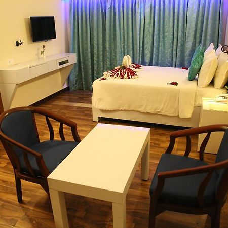צ'נאי Hotel Park Plaza מראה חיצוני תמונה