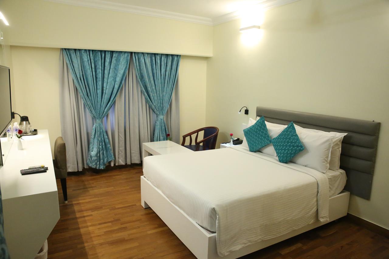 צ'נאי Hotel Park Plaza מראה חיצוני תמונה